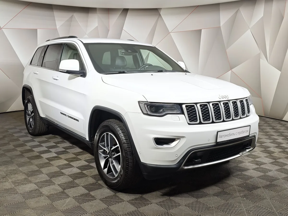 Jeep Grand Cherokee 3.0 AT AWD (238 л.с.) Limited Белый в АВИЛОН. Слайд №3