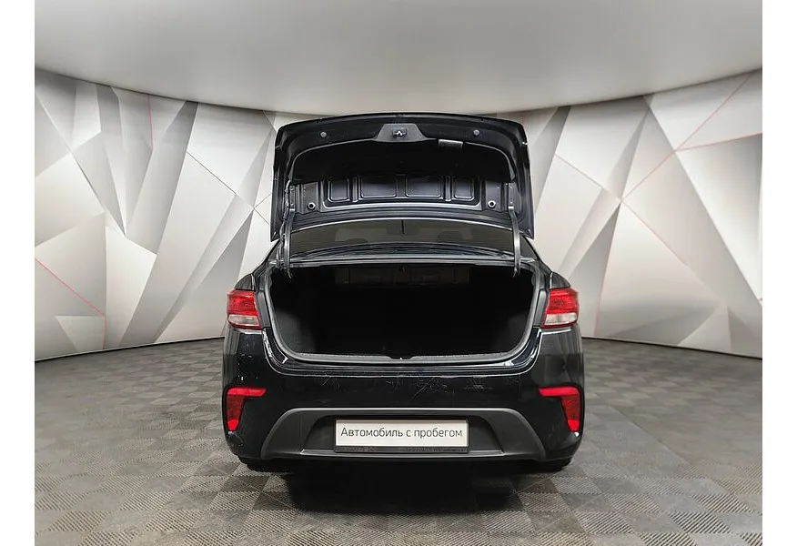 Kia Rio 1.6 AT (123 л.с.) Черный в АВИЛОН. Слайд №10 Kia Rio 1.6 AT (123 л.с.) Черный в АВИЛОН. Слайд №10