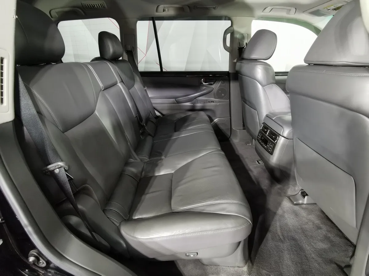 Lexus LX 570 AT (383 л.с.) Premium Черный в АВИЛОН. Слайд №15