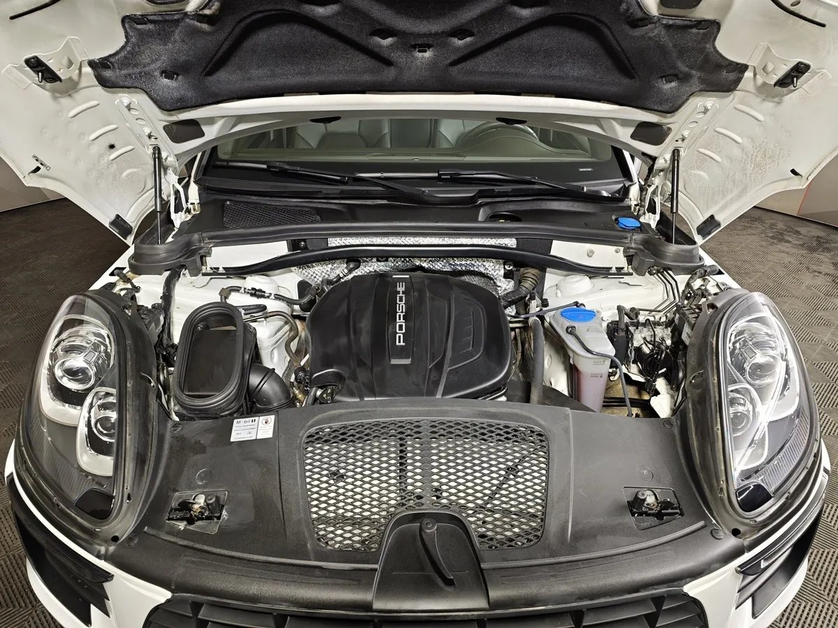 Porsche Macan 2.0 PDK AWD (252 л.с.) Белый в АВИЛОН. Слайд №11