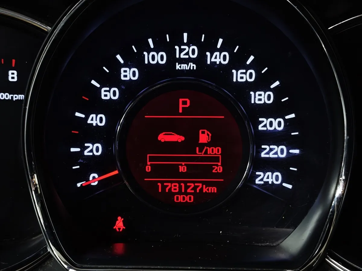 Kia Ceed 1.6 AT (129 л.с.) Синий в АВИЛОН. Слайд №18