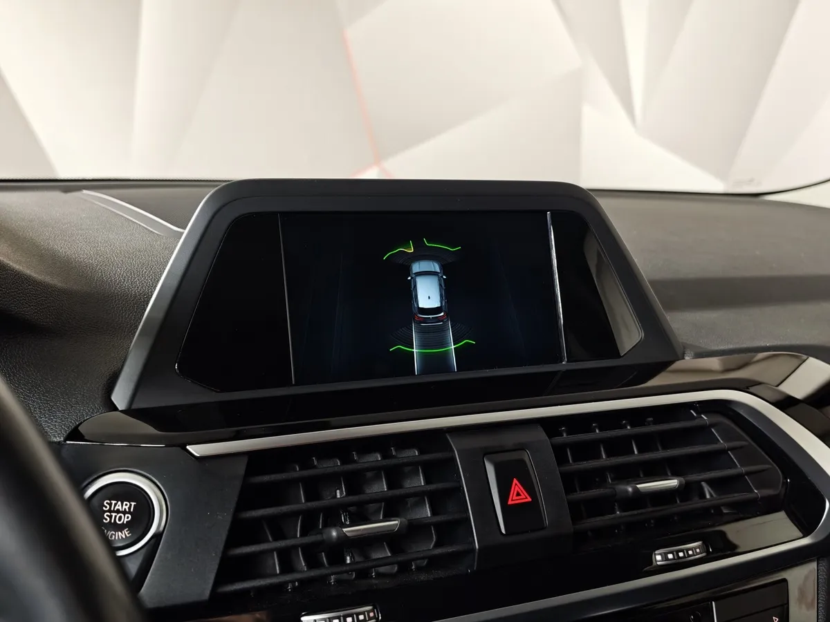 BMW X3 xDrive20i AT (184 л.с.) Синий в АВИЛОН. Слайд №16