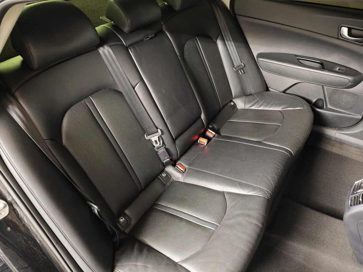 Kia Optima 2.4 GDI AT (188 л.с.) Черный в АВИЛОН. Слайд №17