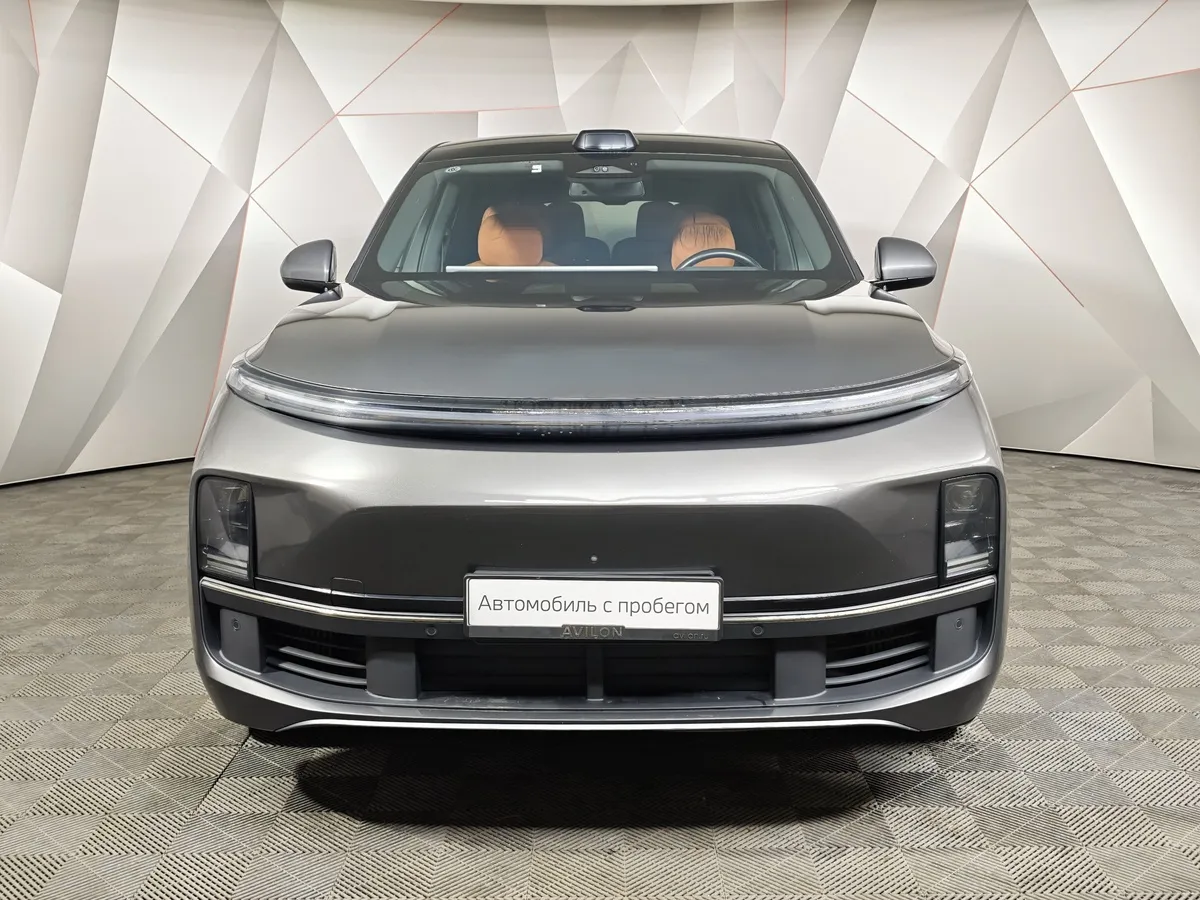 Li Auto L9 1.5 AT 4WD (449 л.с.) Max  Серый в АВИЛОН. Слайд №7