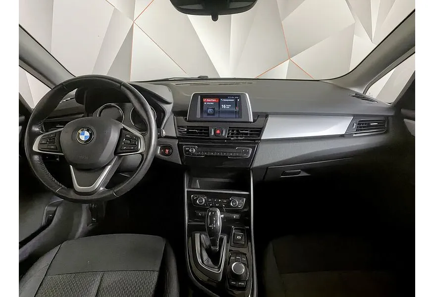 BMW 2 серия Active Tourer 218i AMT (140 л.с.) Advantage Plus Черный в АВИЛОН. Слайд №11