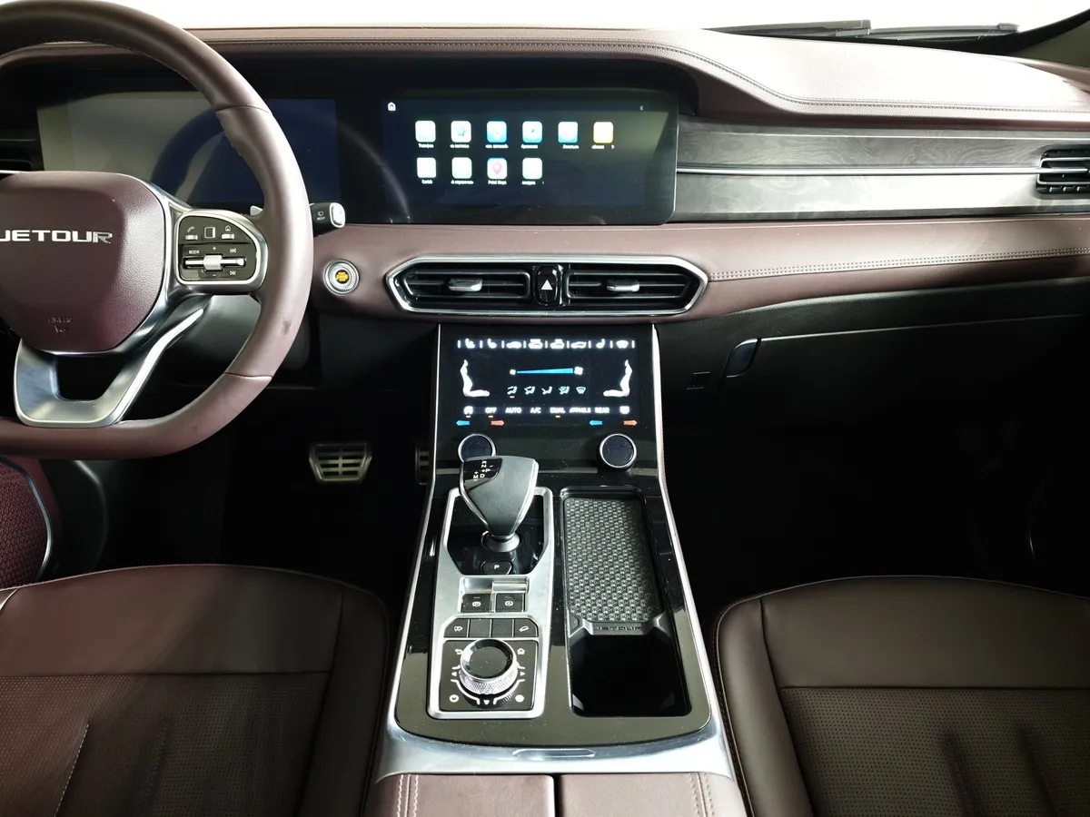 JETOUR X90 Plus 2.0T 7DCT 2WD (244 л.с.) Elite Черный в АВИЛОН. Слайд №13 JETOUR X90 Plus 2.0T 7DCT 2WD (244 л.с.) Elite Черный в АВИЛОН. Слайд №13