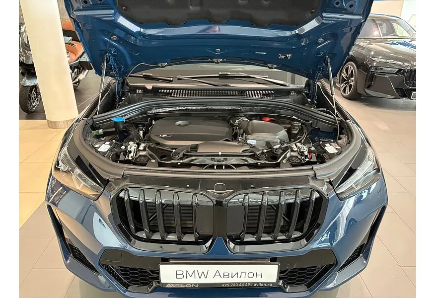 BMW X1 xDrive25 Li (204 л.с.) Синий в АВИЛОН. Слайд №13