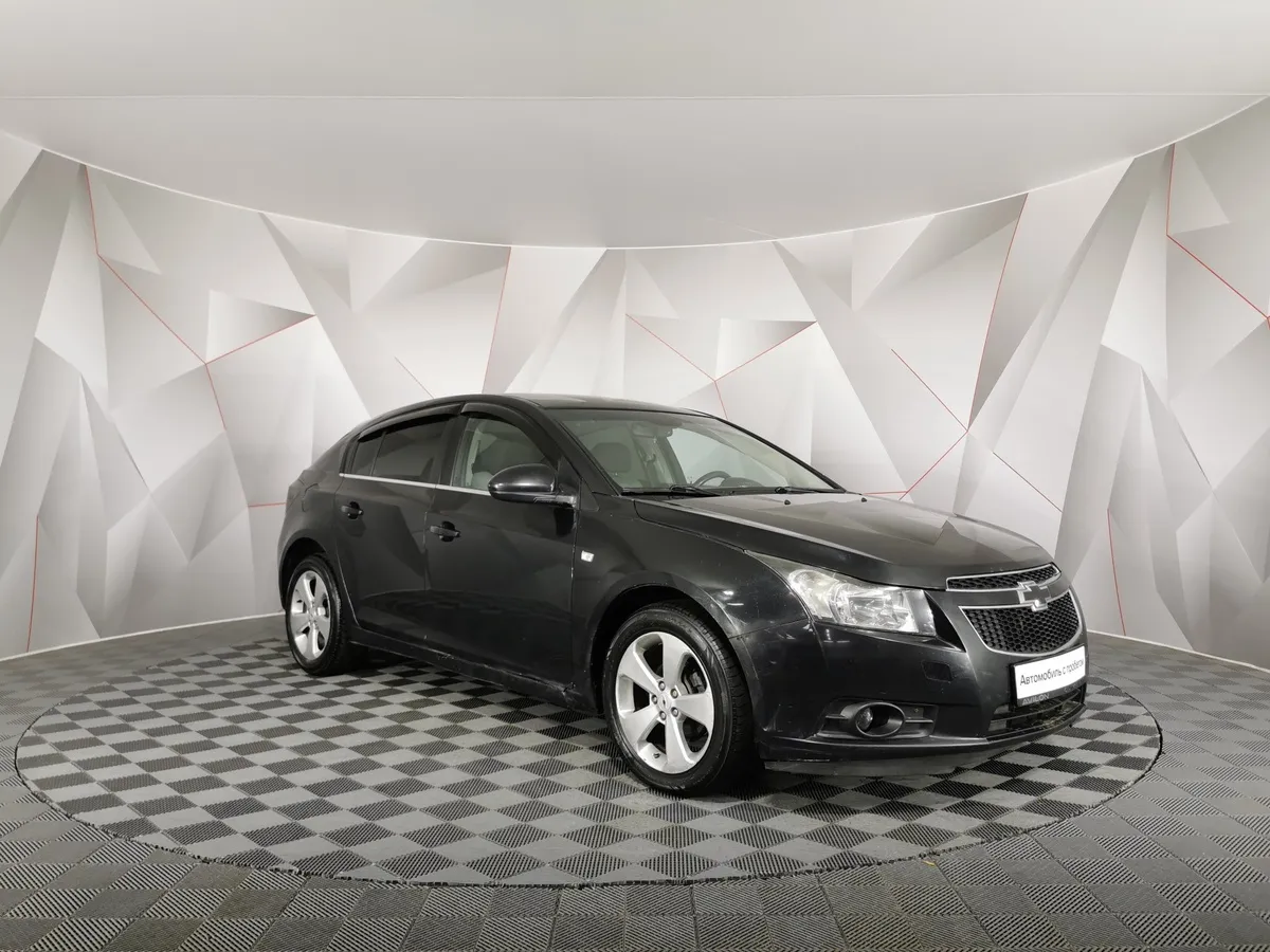 Chevrolet Cruze 1.8 MT (141 л.с.) Черный в АВИЛОН. Слайд №3