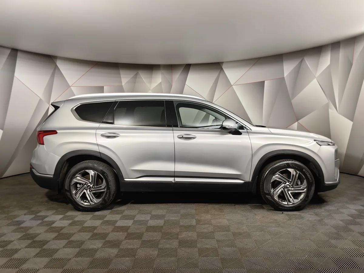 Hyundai Santa Fe 2.5 AWD 6AT (180 л.с.) Prestige Серый в АВИЛОН. Слайд №6