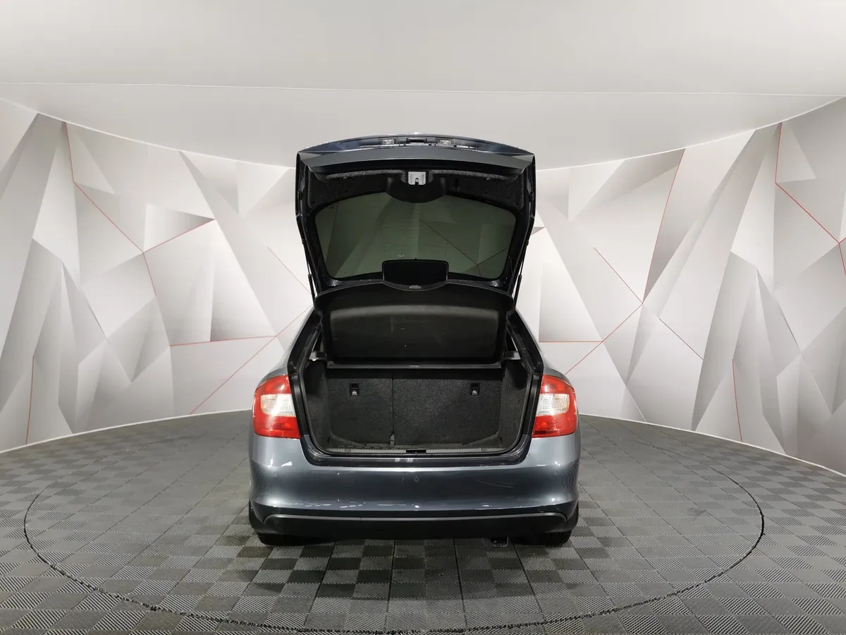 Skoda Rapid 1.4 TSI DSG (125 л.с.) Active Серый в АВИЛОН. Слайд №11