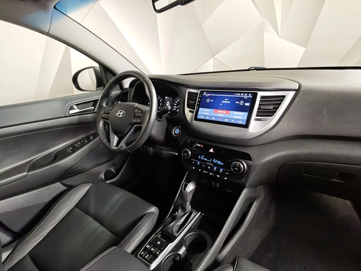 Hyundai Tucson 2.0 AT 4WD (150 л.с.) Dynamic Серый в АВИЛОН. Слайд №13