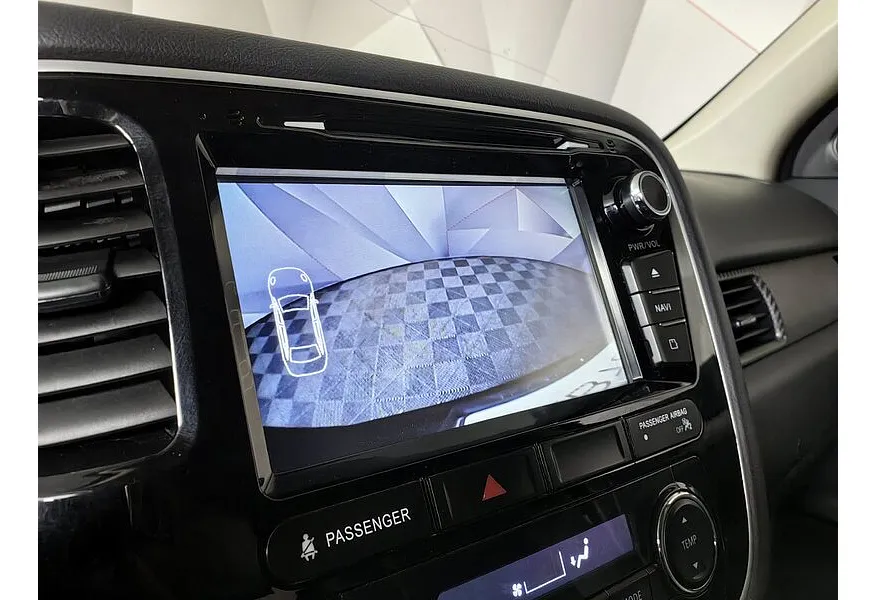 Mitsubishi Outlander 2.4 CVT 4WD (167 л.с.) Черный в АВИЛОН. Слайд №21