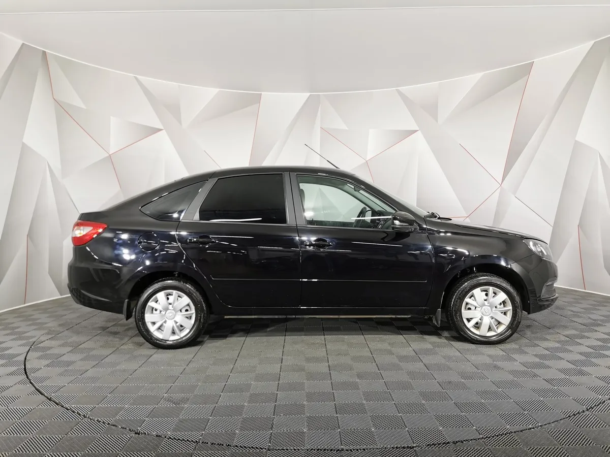 ВАЗ (Lada) Granta 1.6 MT 16кл (106 л.с.) 21911-51-005 Comfort Черный в АВИЛОН. Слайд №6