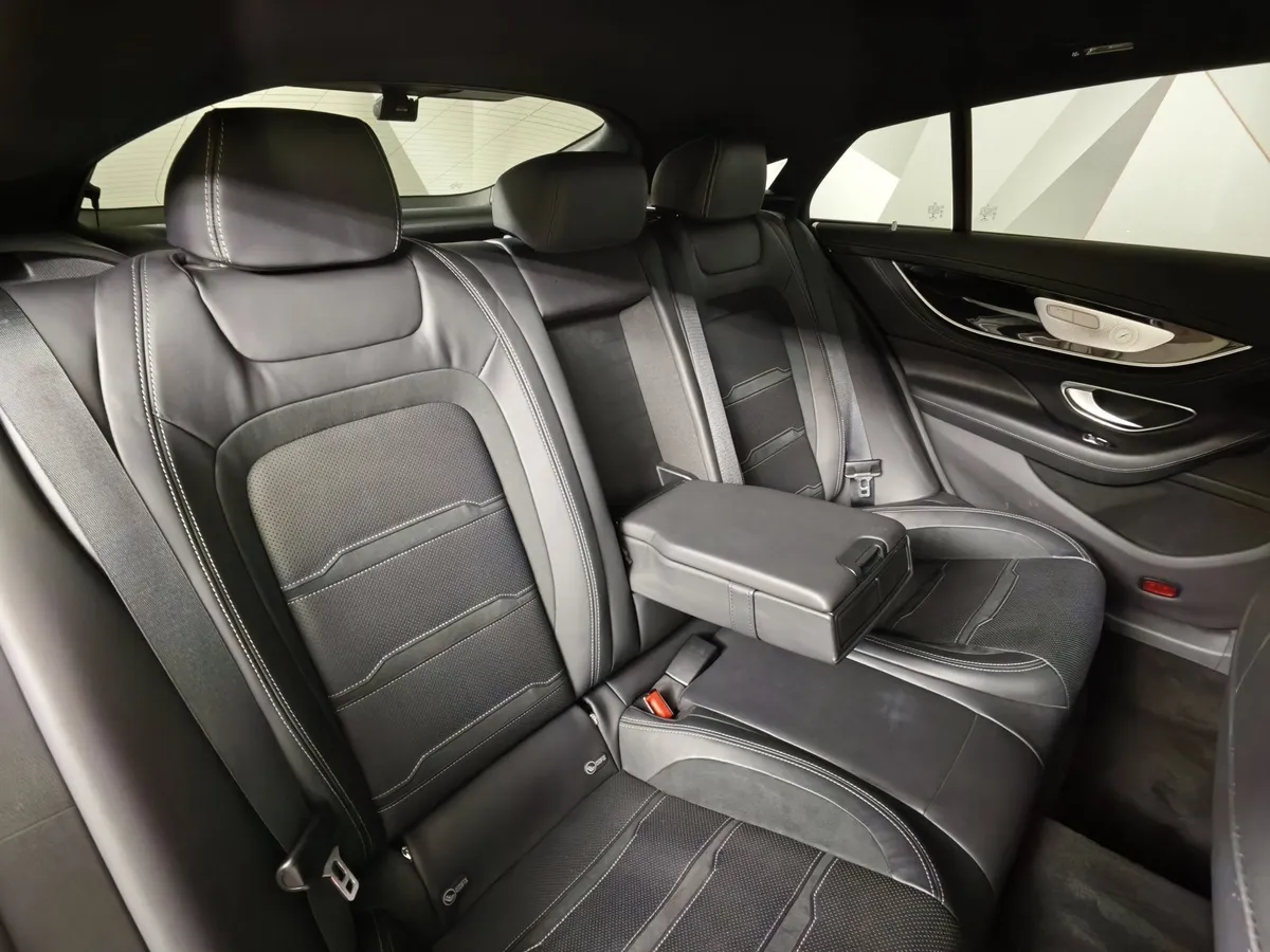 Mercedes-Benz AMG GT 43 4MATIC SPEEDSHIFT TCT 9G (367 л.с.) Особая серия Белый в АВИЛОН. Слайд №17