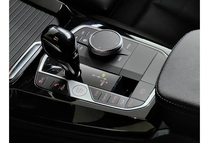 BMW X4 xDrive20i Steptronic (184 л.с.) M Sport Белый в АВИЛОН. Слайд №18