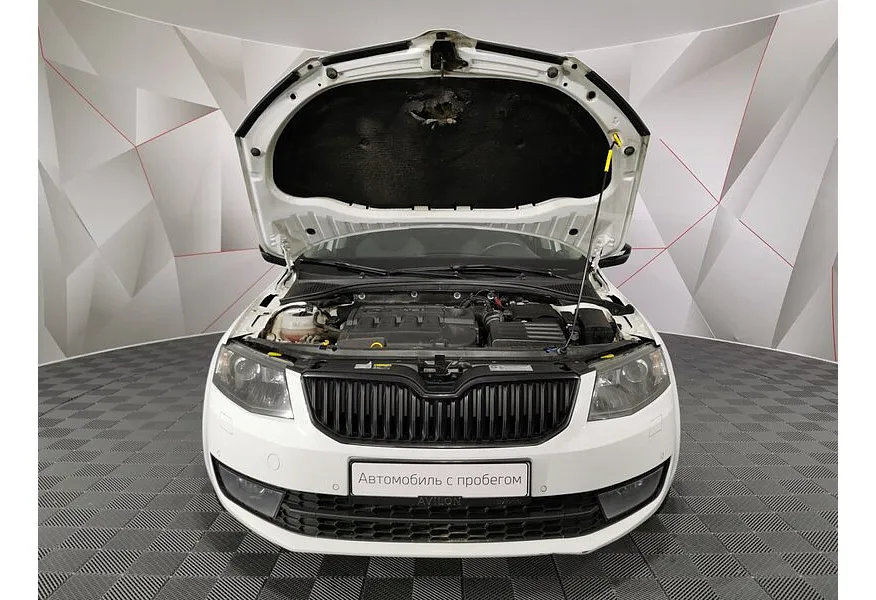 Skoda Octavia 2.0 TDI DSG (150 л.с.) Белый в АВИЛОН. Слайд №11