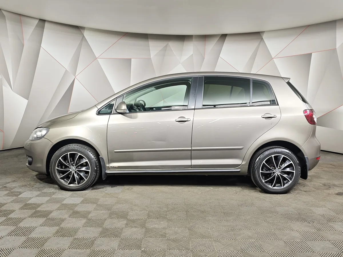 Volkswagen Golf 1.4 TSI DSG (122 л.с.) Trendline Коричневый в АВИЛОН. Слайд №5