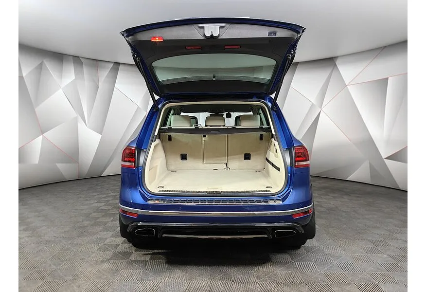 Volkswagen Touareg 3.0 TDI Tiptronic 4Motion (204 л.с.) Синий в АВИЛОН. Слайд №12