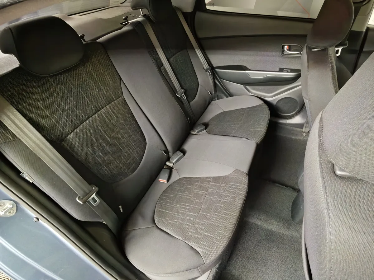 Kia Rio 1.6 AT (123 л.с.) Голубой в АВИЛОН. Слайд №17