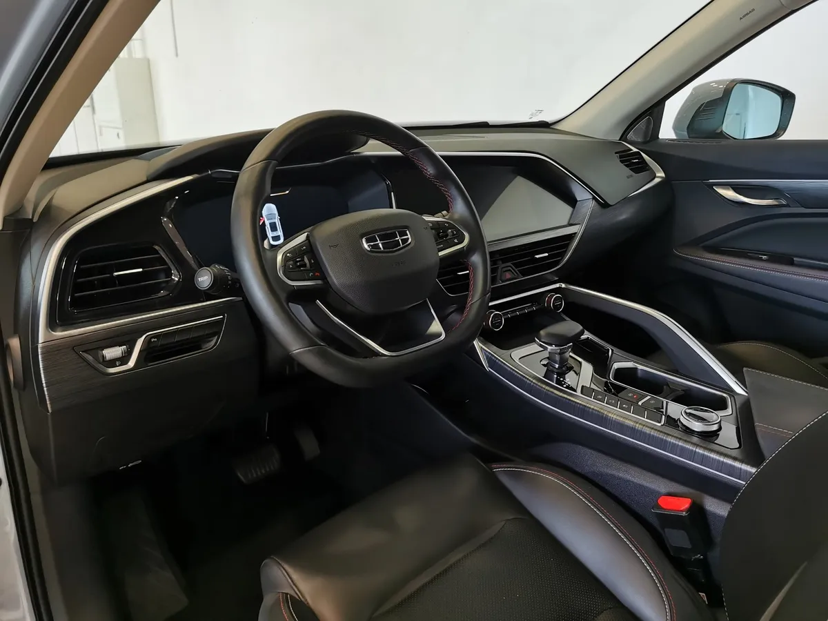 Geely Tugella 2.0 AT AWD (238 л.с.) Flagship Серый в АВИЛОН. Слайд №18