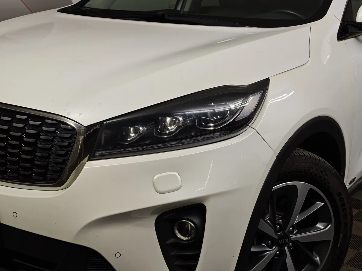 Kia Sorento 2.2 D AT AWD (5 мест) (200 л.с.) Prestige Белый в АВИЛОН. Слайд №10