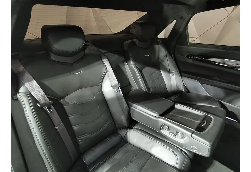 Cadillac CT6 3.6 V6 AT AWD (335 л.с.) Platinum Черный в АВИЛОН. Слайд №17