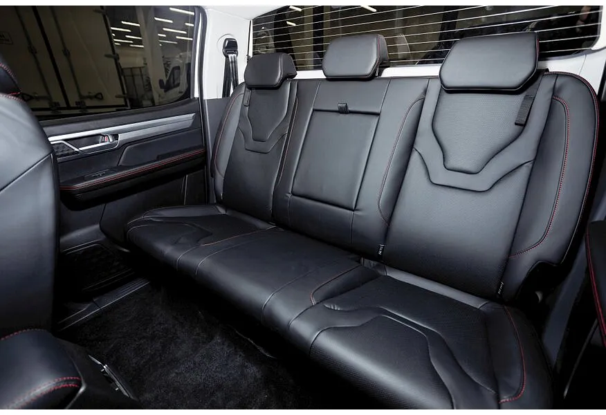 Sollers ST8 2.4G 6MT AWD (204 л.с.) Luxe Белый в АВИЛОН. Слайд №11