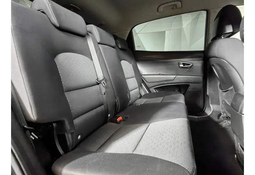 SsangYong Actyon 2.0 Xdi MT (149 л.с.) Original Черный в АВИЛОН. Слайд №16