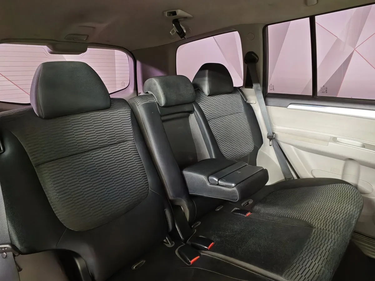 Mitsubishi Pajero Sport 2.5 DI-D AT AWD (178 л.с.) Серый в АВИЛОН. Слайд №17