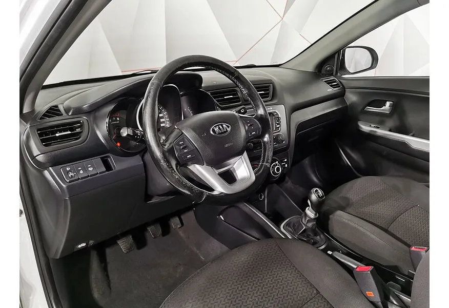 АВИЛОН - Kia Rio 1.4 MT (107 л.с.) Белый - slide 11