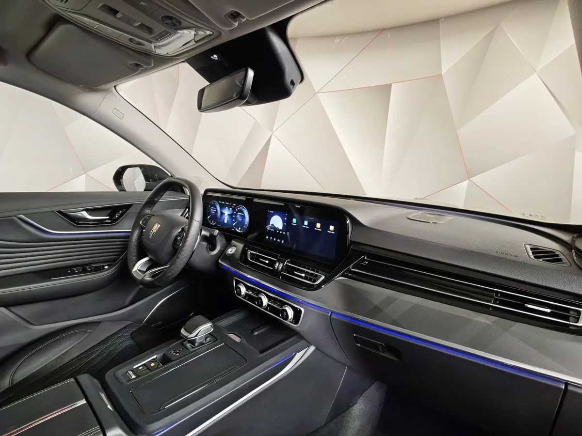 Hongqi HS5 2.0T AT 4WD (245 л.с.) Делюкс Черный в АВИЛОН. Слайд №13
