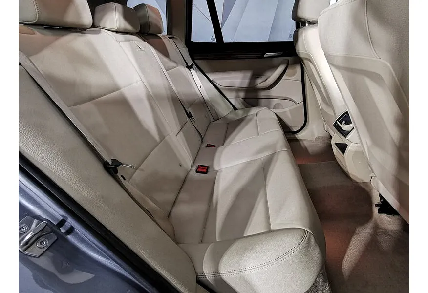 BMW X3 xDrive20i AT (184 л.с.) Base Локальная сборка Серый в АВИЛОН. Слайд №5