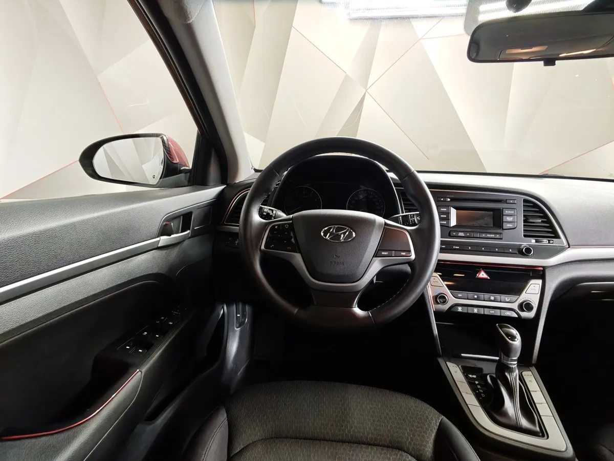 Hyundai Elantra 1.6 AT (128 л.с.) Active Красный в АВИЛОН. Слайд №19
