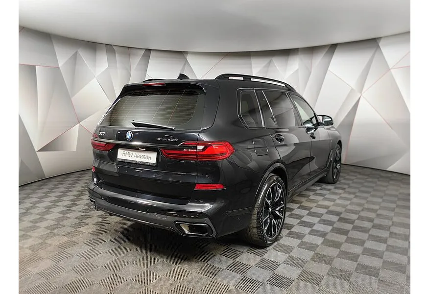 BMW X7 xDrive40d Steptronic (340 л.с.) M Sport Pro Черный в АВИЛОН. Слайд №2