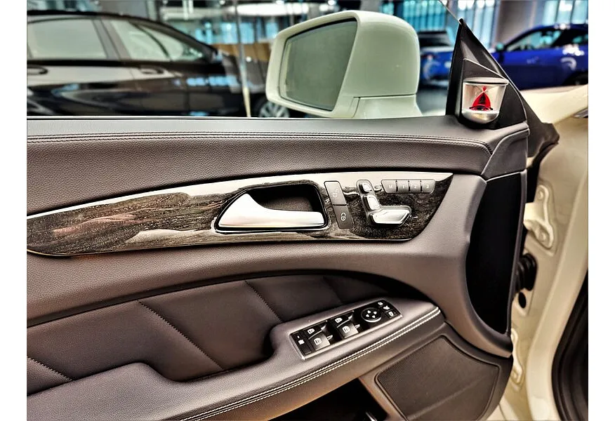 Mercedes-Benz CLS CLS 350 d 4MATIC 9G-TRONIC (249 л.с.) Белый в АВИЛОН. Слайд №15