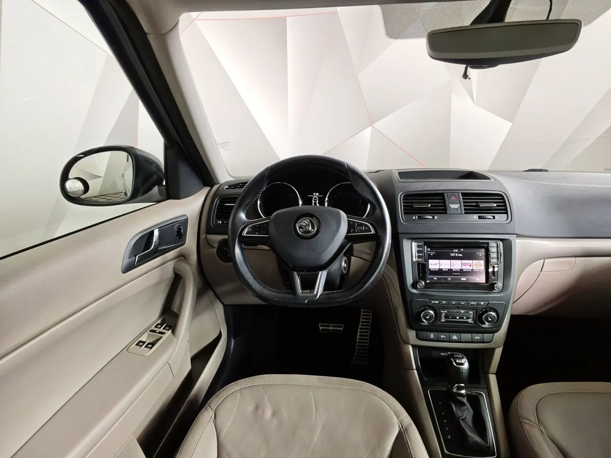 Skoda Yeti 1.8 TSI 4x4 DSG (152 л.с.) Серый в АВИЛОН. Слайд №20