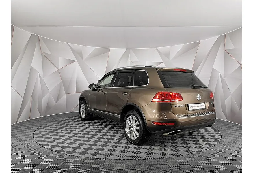 Volkswagen Touareg 3.0 TDI Tiptronic 4Motion (245 л.с.) Коричневый в АВИЛОН. Слайд №4