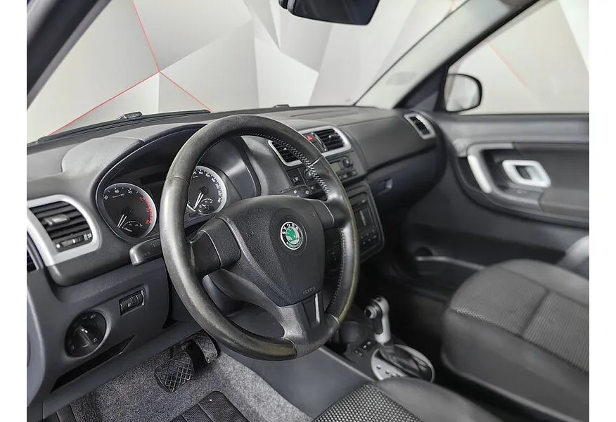 Skoda Roomster 1.6 AT (105 л.с.) Голубой в АВИЛОН. Слайд №15