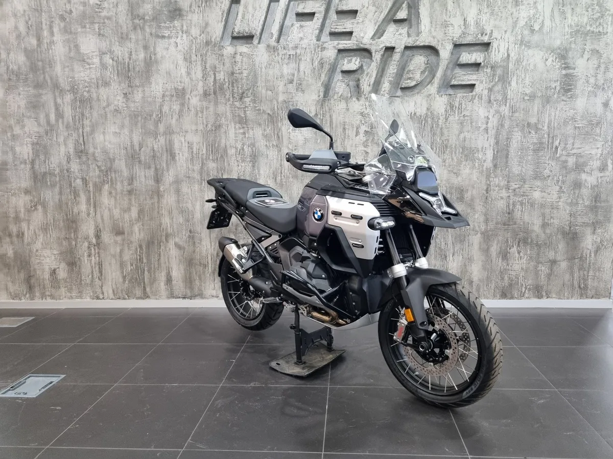 BMW Motorrad R 1300 GS Adventure R 1300 GS Adventure 1300 см³ (145) 1300 Черный в АВИЛОН. Слайд №2
