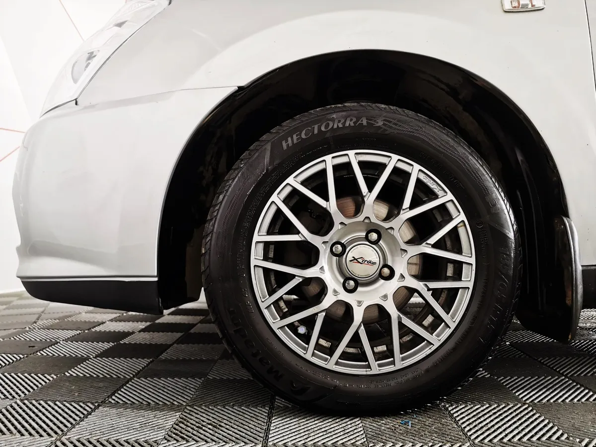 Nissan Almera 1.6 AT (102 л.с.) Comfort Серебристый в АВИЛОН. Слайд №9