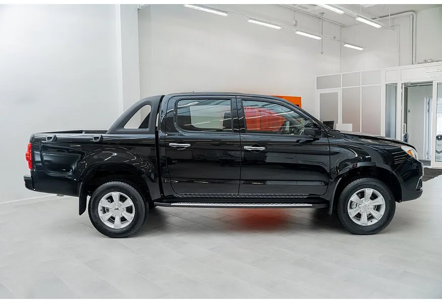 Sollers ST6 2.0D 6MT AWD (136 л.с.) Comfort Черный в АВИЛОН. Слайд №3