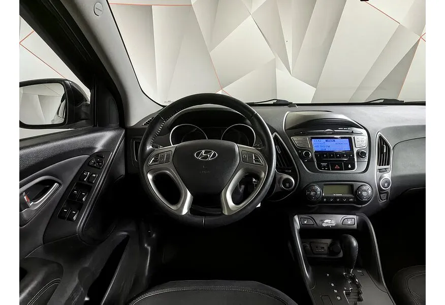 Hyundai ix35 2.0 CRDi AT 4WD (184 л.с.) Comfort Черный в АВИЛОН. Слайд №18