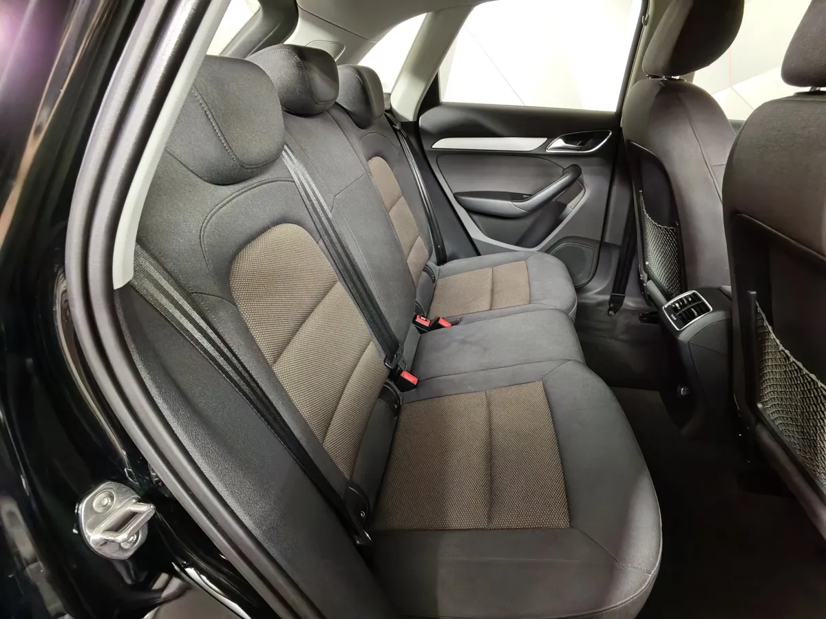 Audi Q3 2.0 TFSI quattro S tronic (170 л.с.) Черный в АВИЛОН. Слайд №16