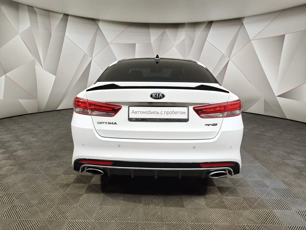 Kia Optima 2.0 T AT (245 л.с.) GT Белый в АВИЛОН. Слайд №8