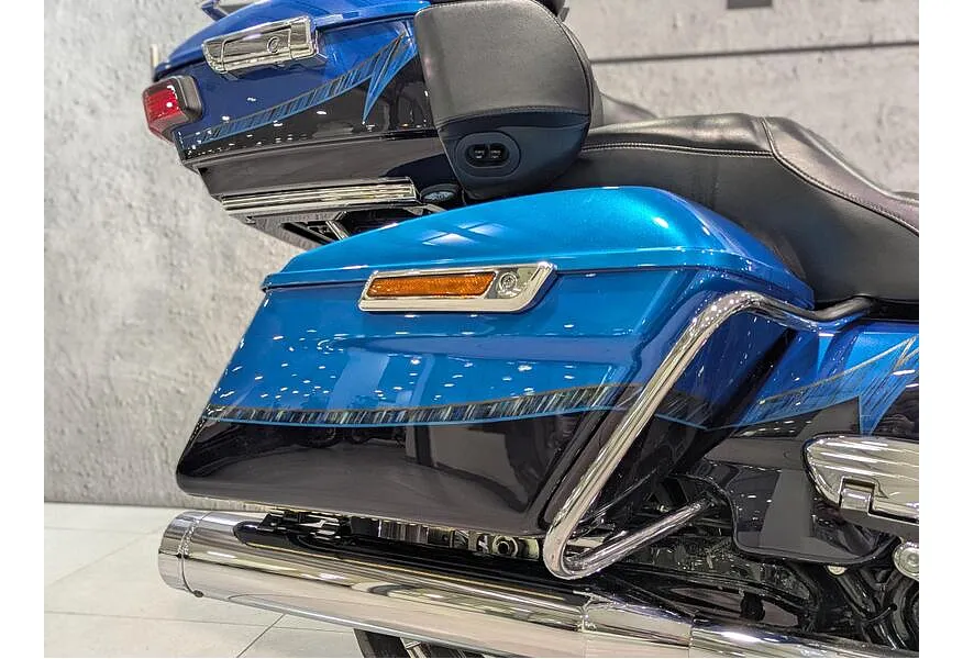 Harley-Davidson Ultra Limited 1923 см³ (106 л.с.) (106) 1923 Синий в АВИЛОН. Слайд №12