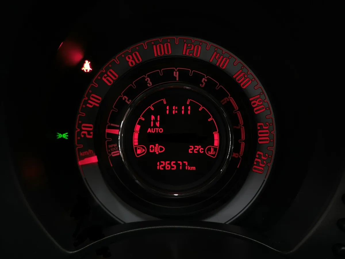 Fiat 500 1.2 AMT (69 л.с.) Красный в АВИЛОН. Слайд №16
