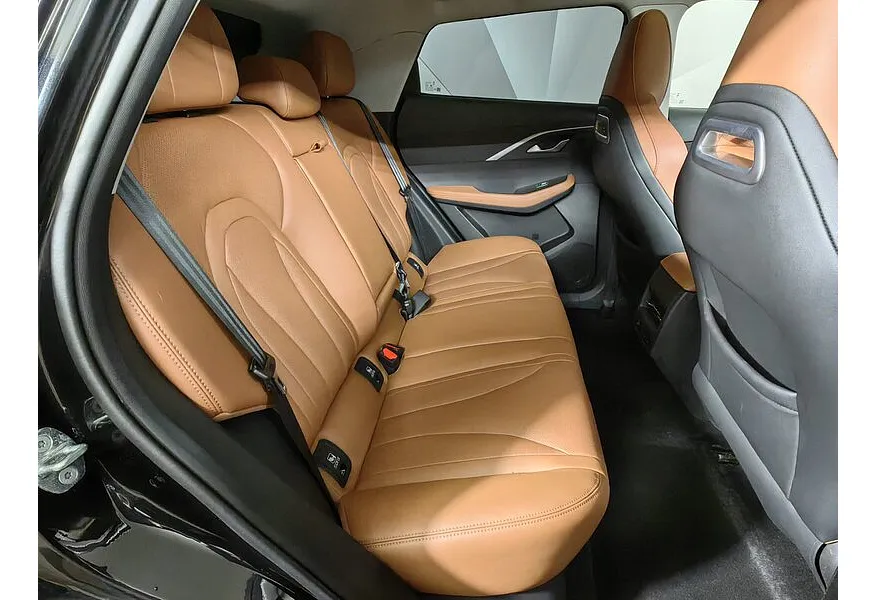 Omoda C5 1.6T DCT 4WD (150 л.с.) Supreme Черный в АВИЛОН. Слайд №15