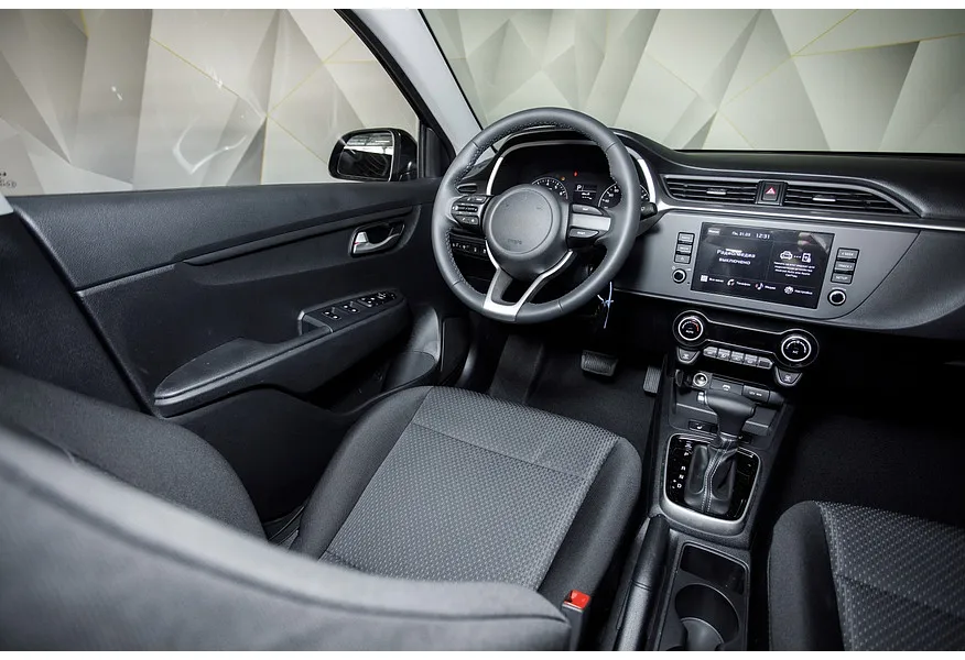 АВИЛОН - Solaris KRS 1.6 AT (123 л.с.) Luxe Черный - slide 6