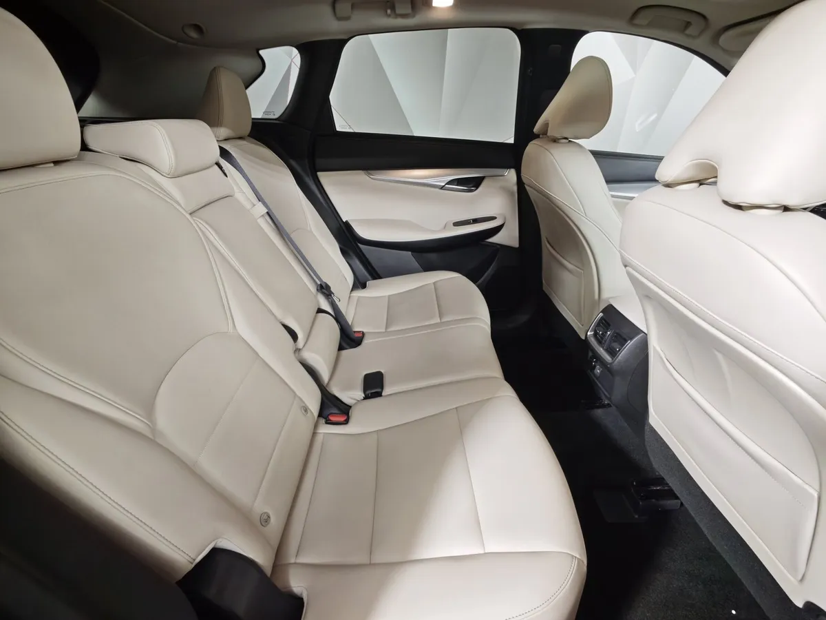 Infiniti QX50 2.0 VC-T CVT AWD (249 л.с.) Красный в АВИЛОН. Слайд №16