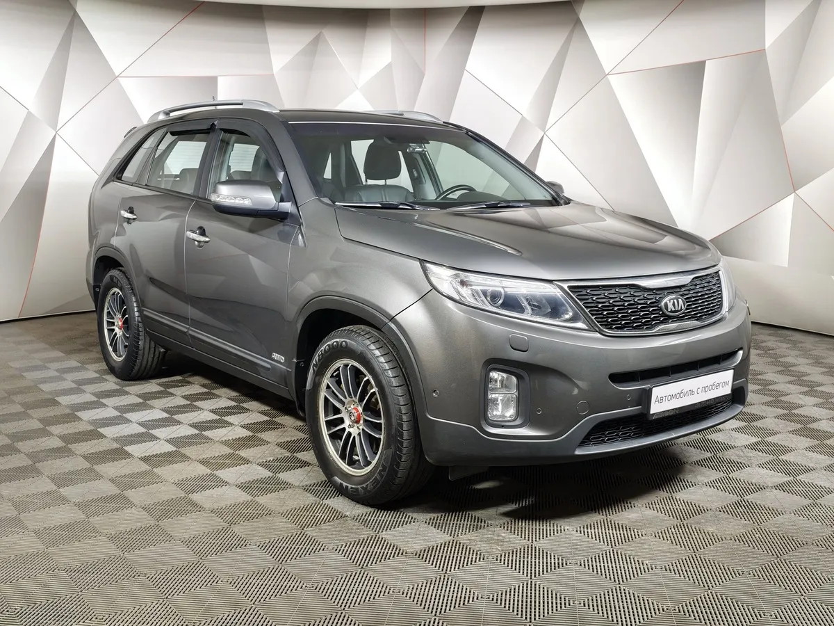 Kia Sorento 2.4 AT 4WD (175 л.с.) Comfort Серый в АВИЛОН. Слайд №3